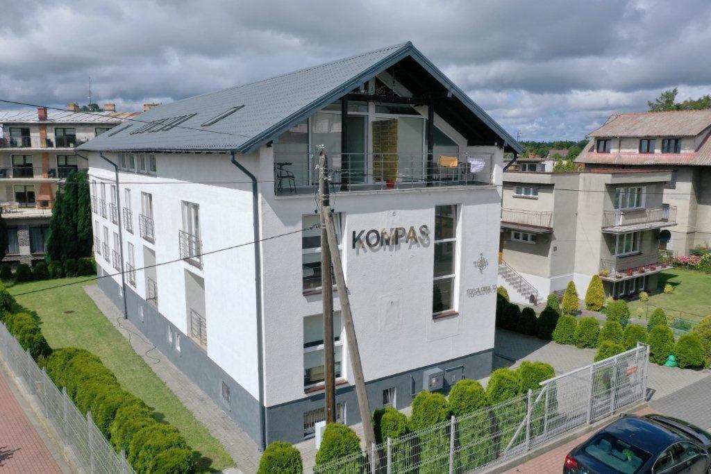 Kompas Ястшембя-Гура Экстерьер фото